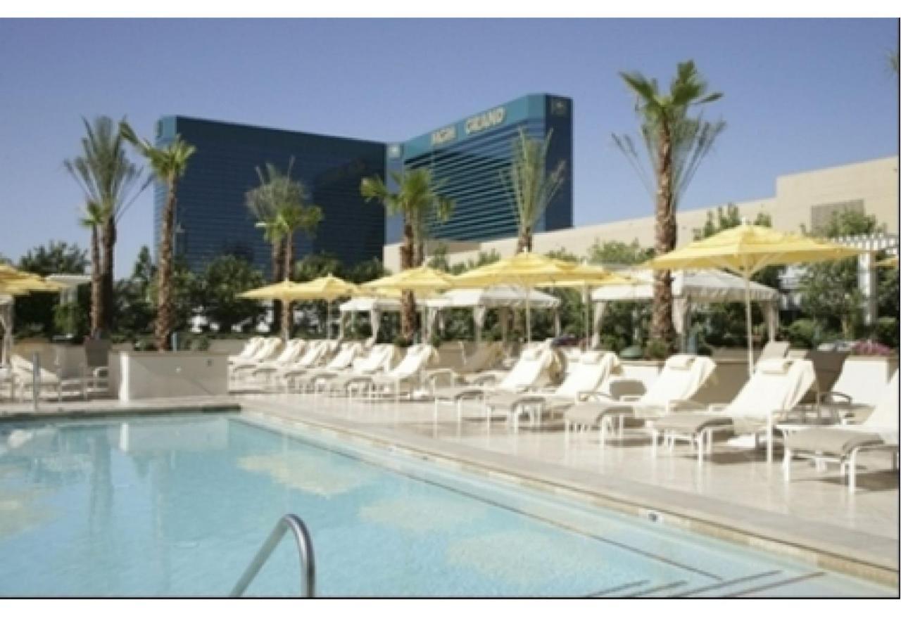 Private Studio - No Resort Fee - The Signature At Mgm Grand Tower B Лас-Вегас Экстерьер фото